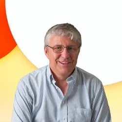 headshot of Dr. Karl Stapelfeldt